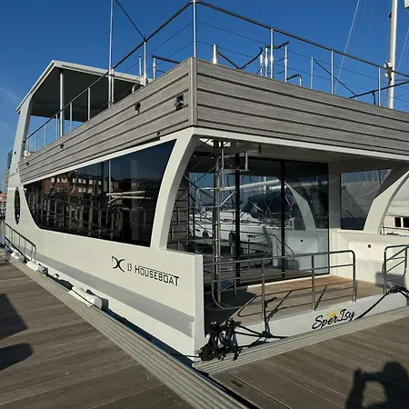 Houseboat Ботель Марина-ди-Равенна