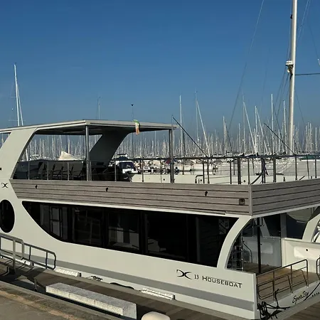 Houseboat Marina di Ravenna